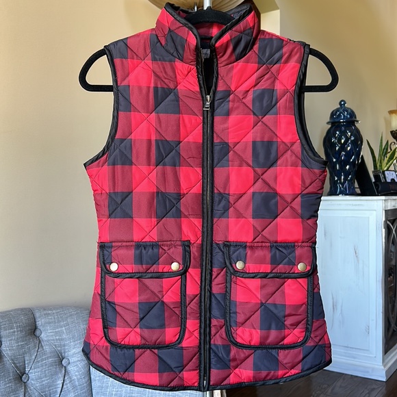 Cremieux Kara Vest - Picture 1 of 7